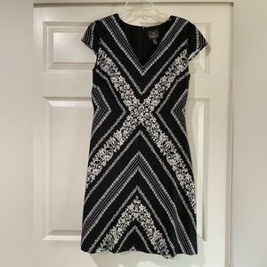 Adrianna Papell Womens Botanical Chevron‎ Fit & Flare dress size 6